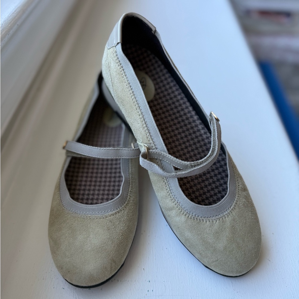 Chic Suede Mary Jane Flats